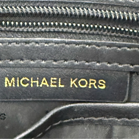 Michael Kors Mercer Gallery Medium Faux Pebble Leather Center Zip Tote Bag Black - Picture 12 of 16